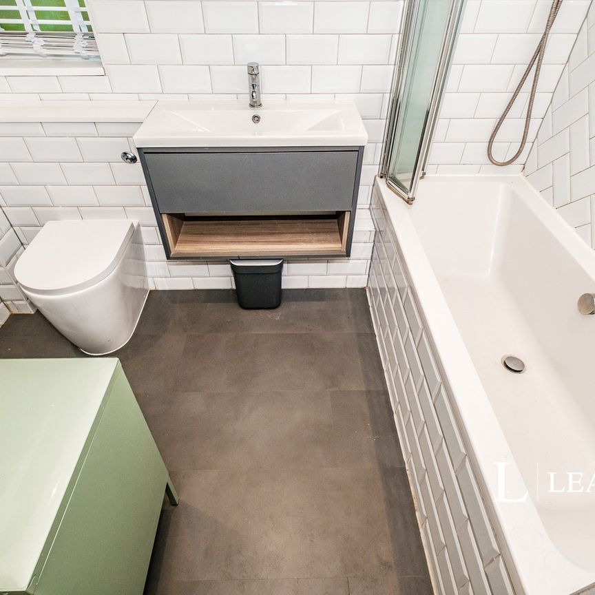 2 bedroom apartment to rent Suncourt, Rye Close, Worthing, BN11 - Photo 1