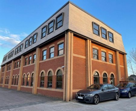 1 bedroom block of apartments to rent - Photo 5