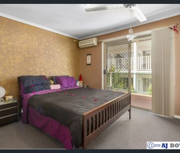 Three-Bedroom Townhouse Close to Harbour Town - Photo 5