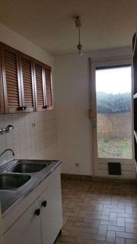 Location Appartement 2 pièces 41m² PRIVAS 07000 - Photo 3