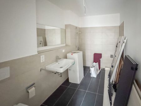 Elegantes Wohnen im historischen Kloster – Stilvolle 2 Zimmerwohnung mit Terrasse! - Photo 3