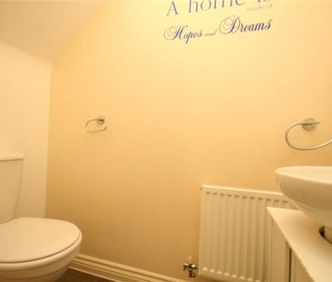 3 bedroom terraced house to rent - Photo 6