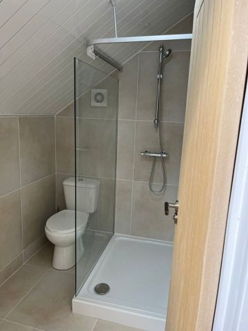 Room in a Shared House, Sandringham Road, IG11 - Photo 5