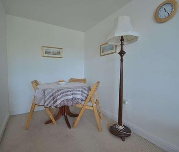 The Parade, Ashley, New Milton, Hampshire, BH25 - Photo 5