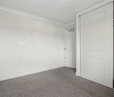 3 Bedroom House to let - Photo 4