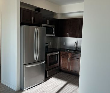 For Lease - 128 King Street, Waterloo, Ontario - Photo 2