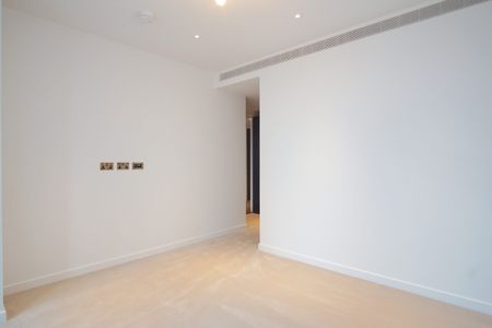 One Thames City, 8 Carnation Way, London, SW8 5FT - Photo 5