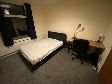 3 bedroom house to rent - Photo 2