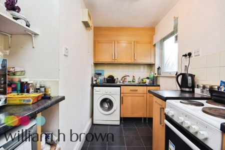 Darnay Rise, CHELMSFORD - Photo 5