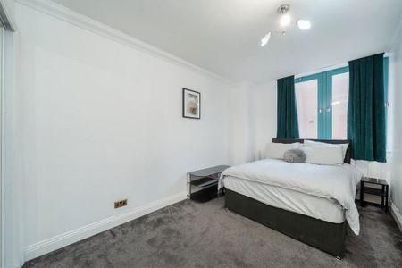 3 bedroom flat to rent - Photo 3