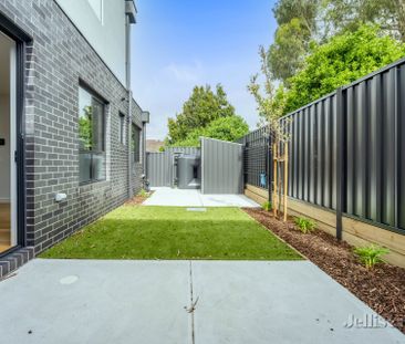 2/175 Collins Street, Thornbury - Photo 5