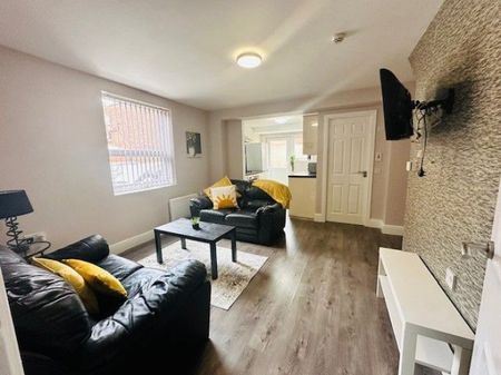 St Stephens Road Flat 1, PRESTON, Lancashire PR1 6NU - Photo 4