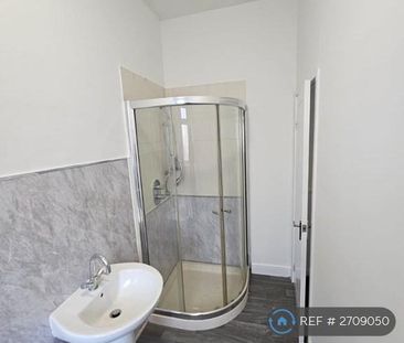 2 bedroom end of terrace house to rent - Photo 6