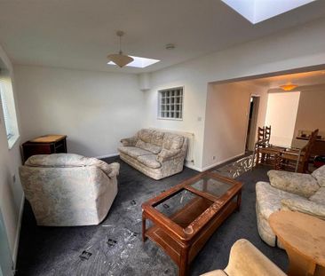 4 bedroom terraced house to rent - Photo 2