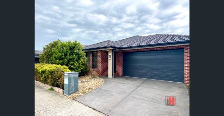 Modern Family Living in a Prime Location - Photo 2