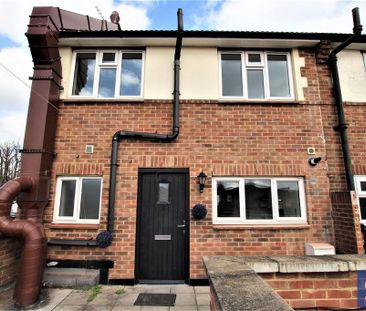 3 bedroom maisonette to rent - Photo 3