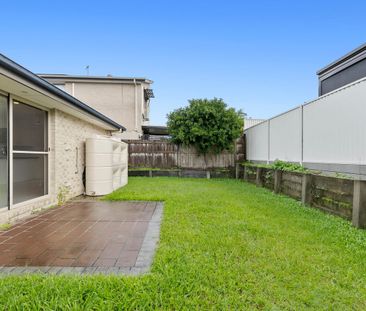 16 Trillers Avenue, Coomera, Qld 4209 - Photo 3