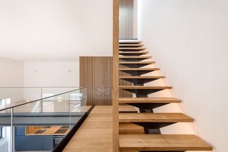 T2+1 Triplex, Arrendamento, Sra. da Luz (Foz) | Porto - Photo 2