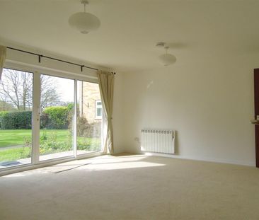 Hawthorn Close, Chichester - Photo 2