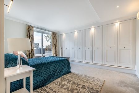 3 bedroom penthouse to rent - Photo 4