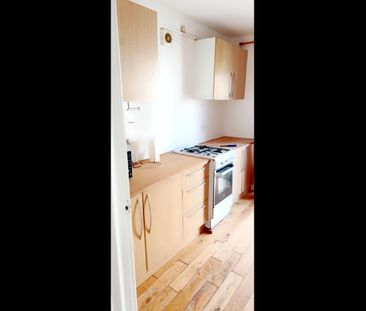 1 Bed Semi-Detached House, Stockton Road, N18 - Photo 6