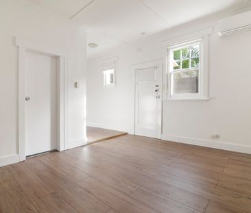 Studio Apartment Available In Desirable Toorak - Photo 3