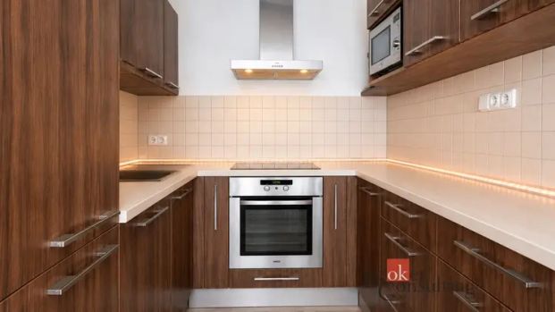 Pronájem bytu 2+kk 46 m - Fotografie 1