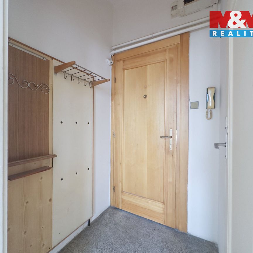 Pronájem bytu 1+kk 25 m² - Fotografie 1
