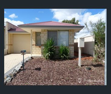 8b Devonshire Terrace, Armadale, WA 6112 - Photo 4