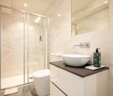 Rua Snu Abecassis, Lisbon, Lisbon 1750-062 - Photo 1