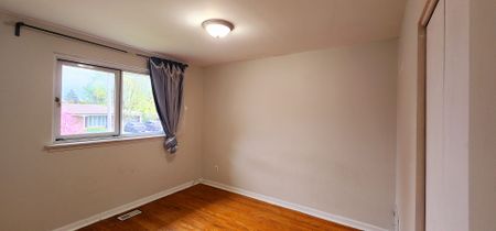 For Lease - 21 Pegasus Trail, Toronto, Ontario - Photo 4