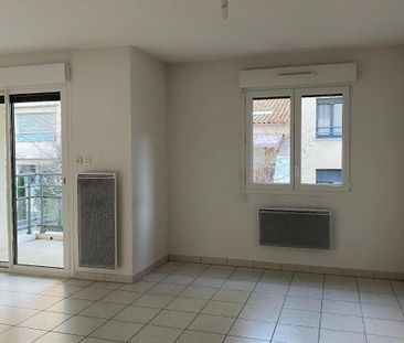 Location Appartement 1 pièce 36m² VALENCE 26000 - Photo 2