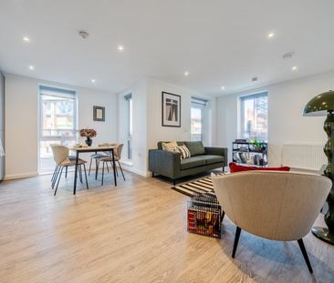 Flat to rent - Lowfield Street, Dartford, DA1 - Photo 3