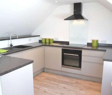 Station Road, Chinnor, Oxfordshire, OX39 - Photo 3