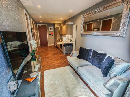 1 bedroom apartment to rent - Photo 2