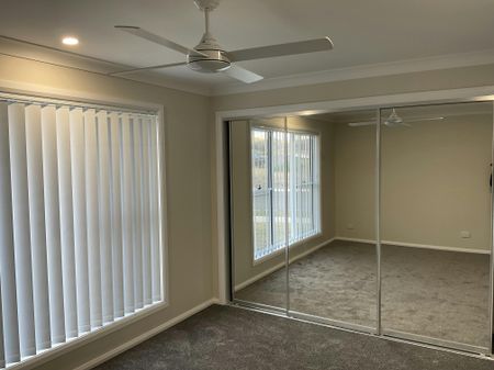 NEAR NEW ONE BEDROOM GRANNY FLAT - Photo 2