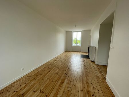 : Appartement 99.76 m² à SAINT GENEST LERPT - Photo 2