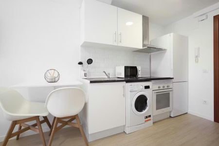 Pasaje Virgen de la Alegría, Madrid, Community of Madrid 28027 - Photo 4