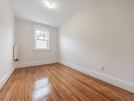 For Lease - 1317 King Street Unit# 1, Toronto, Ontario - Photo 2
