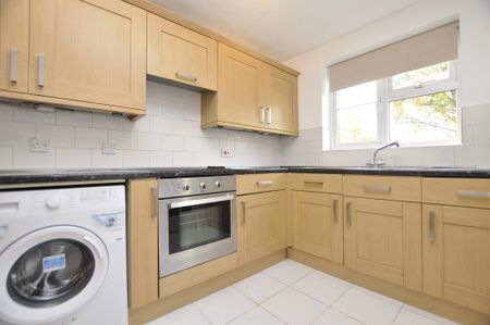 2 bedroom flat to rent - Photo 5