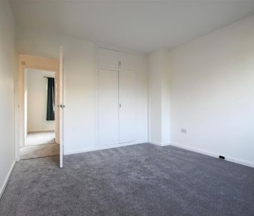 3 bedroom detached house to rent - Photo 3
