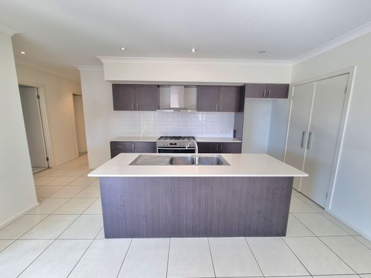 25 Passendale Road, Edmondson Park NSW 2174 - House For Rent | Domain - Photo 1