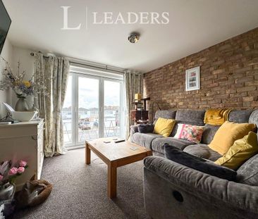 4 bedroom townhouse to rent - Photo 4