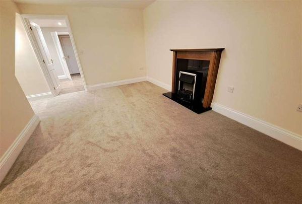 Robinson Court, Pickering, YO18 - Photo 1