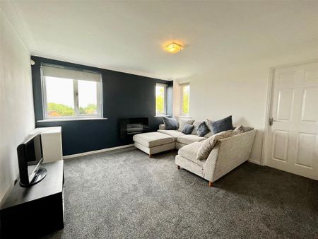 2 bedroom apartment to rent - Photo 4