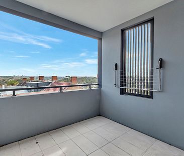 Unit 12/124 Crystal Street, Petersham. - Photo 3