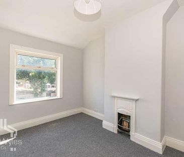 Forshaw Avenue, Lytham St Annes, Lancashire, FY8 - Photo 3