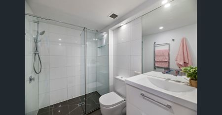 Heavenly sanctuary of space and style in a boutique conversion - Photo 5