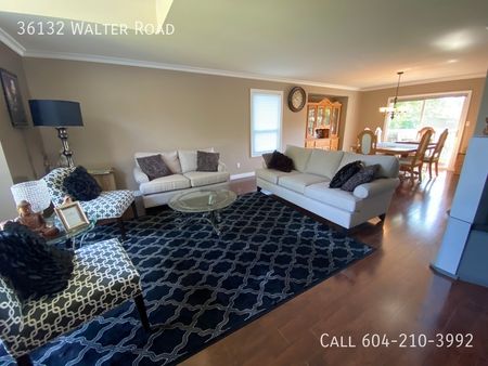 East Abbotsford 3 Bedroom Upper - Photo 4