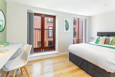 4 bedroom terraced house to rent - Photo 2